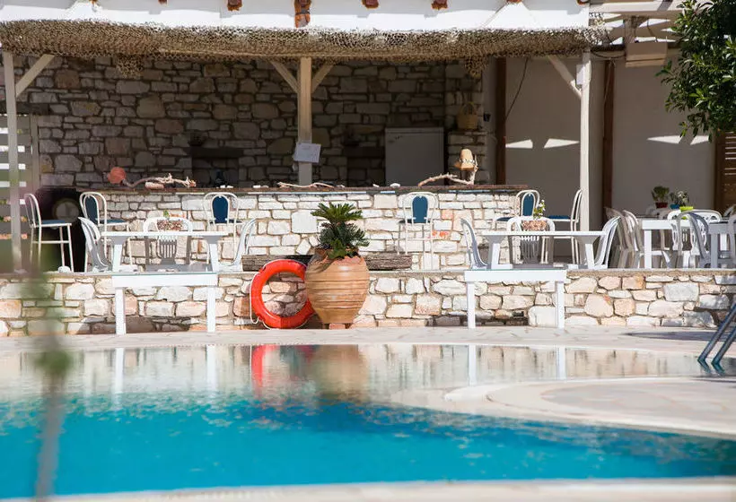 Hotelli Fyrogenis Palace