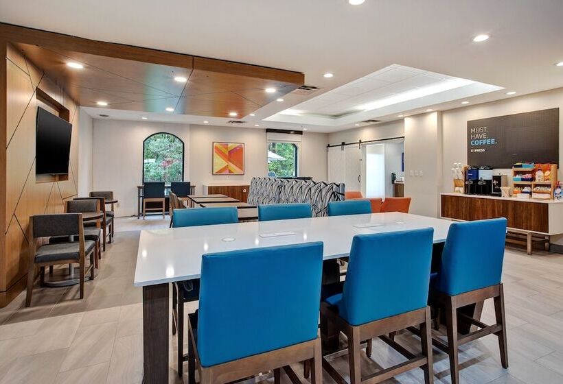 Holiday Inn Express Hotel & Suites Dover, An Ihg