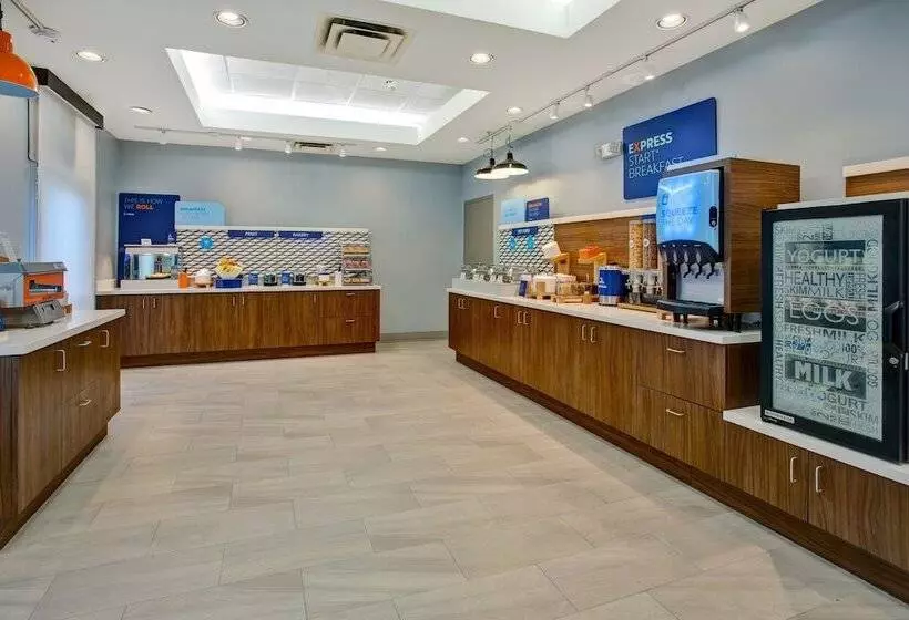 Holiday Inn Express Hotel & Suites Dover, An Ihg