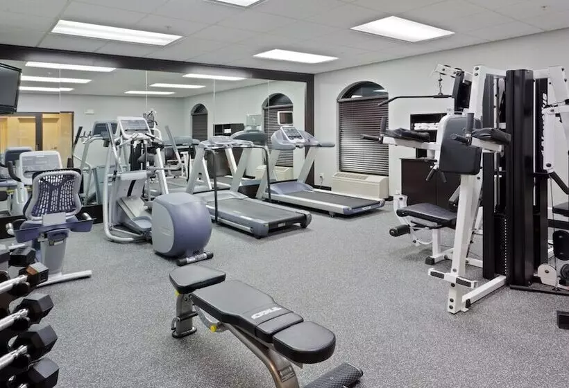 Holiday Inn Express Hotel & Suites Dover, An Ihg