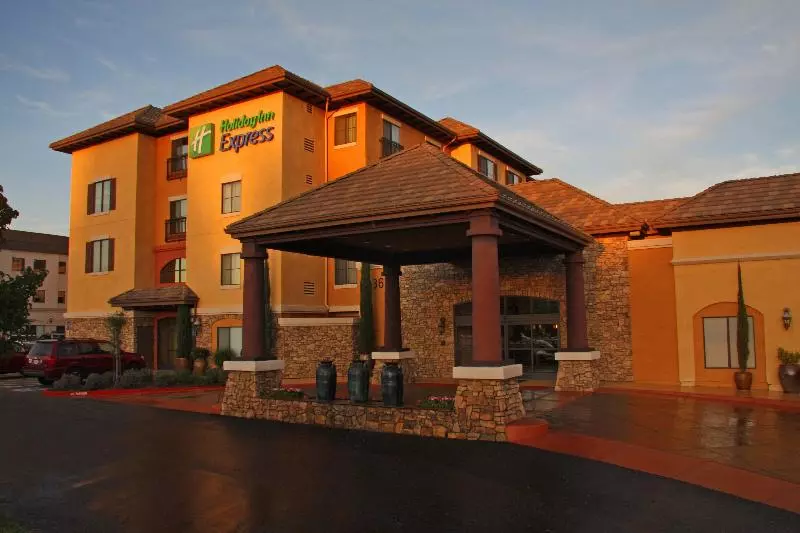 Holiday Inn Express Hotel & Suites El Dorado Hills, An Ihg