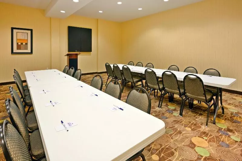 Holiday Inn Express Hotel & Suites Greenville, An Ihg