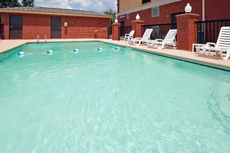 Holiday Inn Express Hotel & Suites Greenville, An Ihg