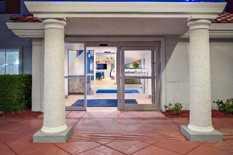 Holiday Inn Express Hotel & Suites Oroville Lake By Ihg