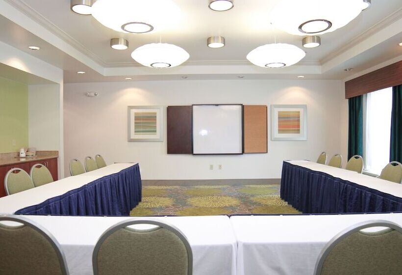 فندق Holiday Inn Express & Suites Vicksburg By Ihg