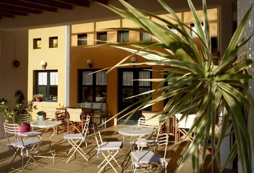 Mare Vista Hotel   Epaminondas