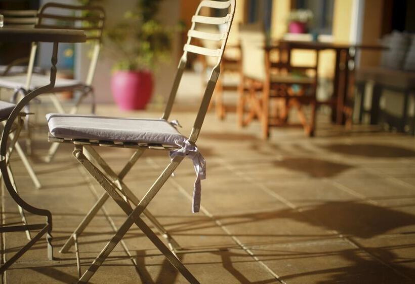 Mare Vista Hotel   Epaminondas