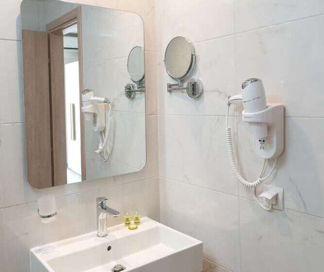 ホテル Regina Mare