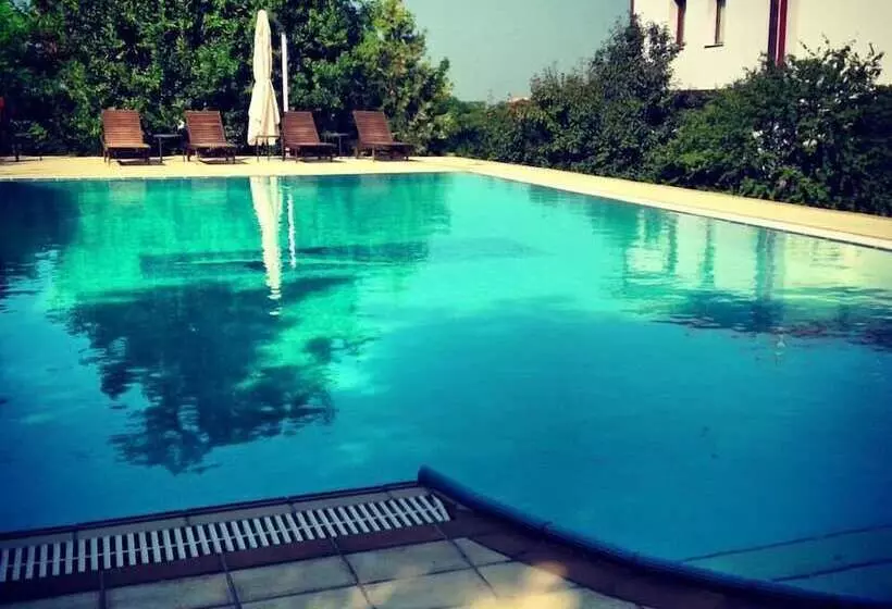 ホテル Roxani Country House Resort