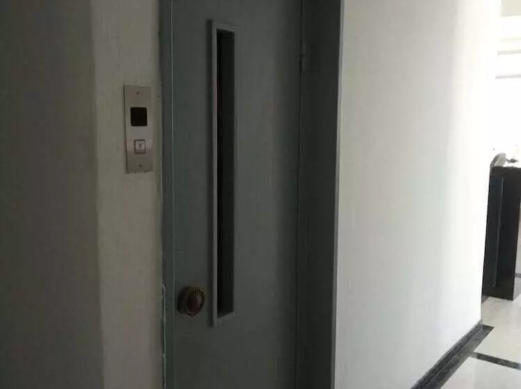 Отель Serifos Beach