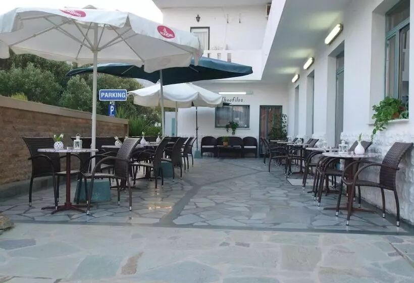 Отель Serifos Beach