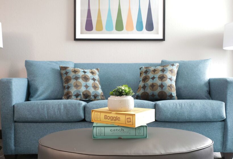 Hotel The Rewind West Des Moines, Tapestry Collection By Hilton