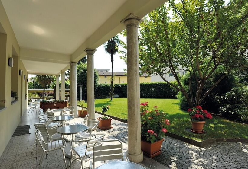 Locarno Youth Hostel