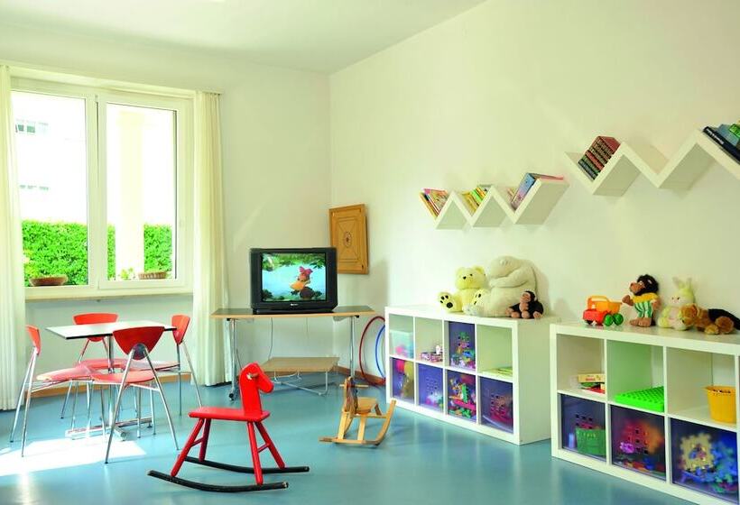 Locarno Youth Hostel