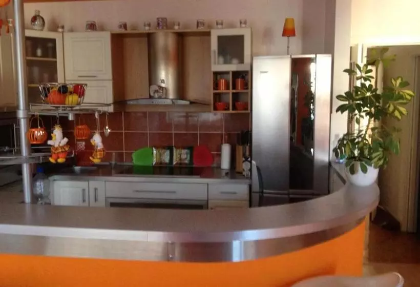 Nueva Fiesta Apartment