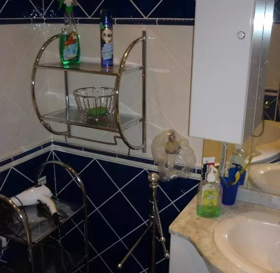 Nueva Fiesta Apartment