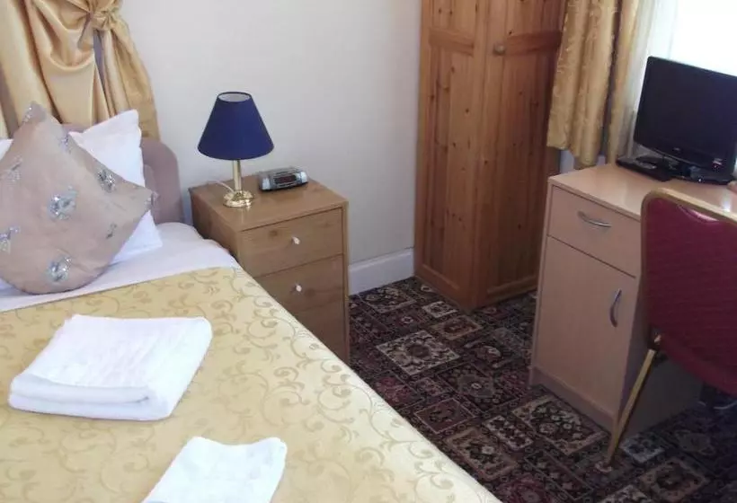 پانسیون Kirkwood House