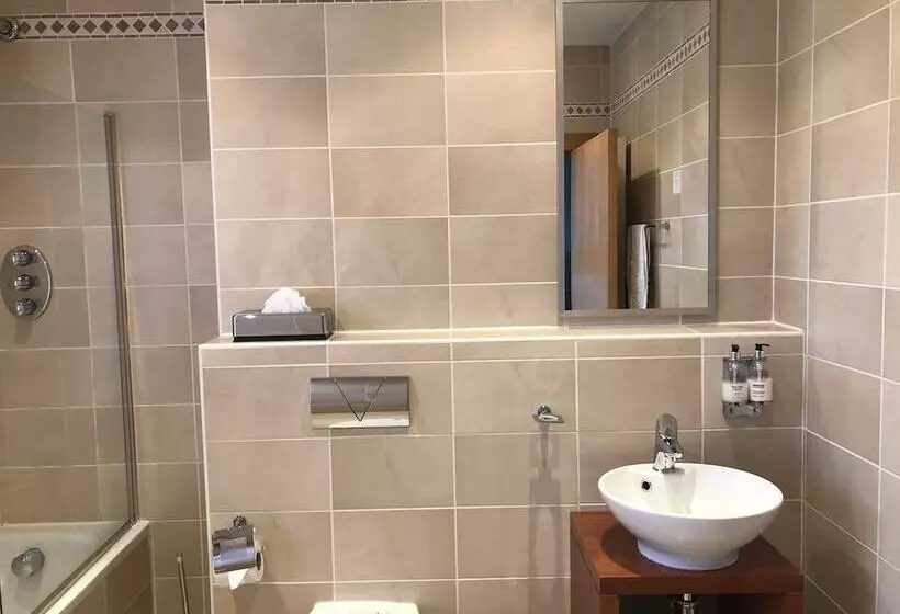 膳宿费 The Ship Inn   Winner Best Hotel Experience 2024 Visit Scotland