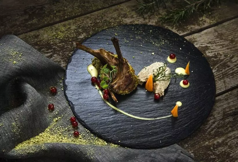 Senia Onar Hotels Collection