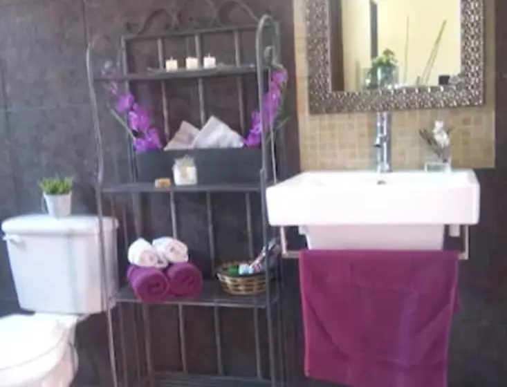 هتل Boutique Casa Mazejuwi