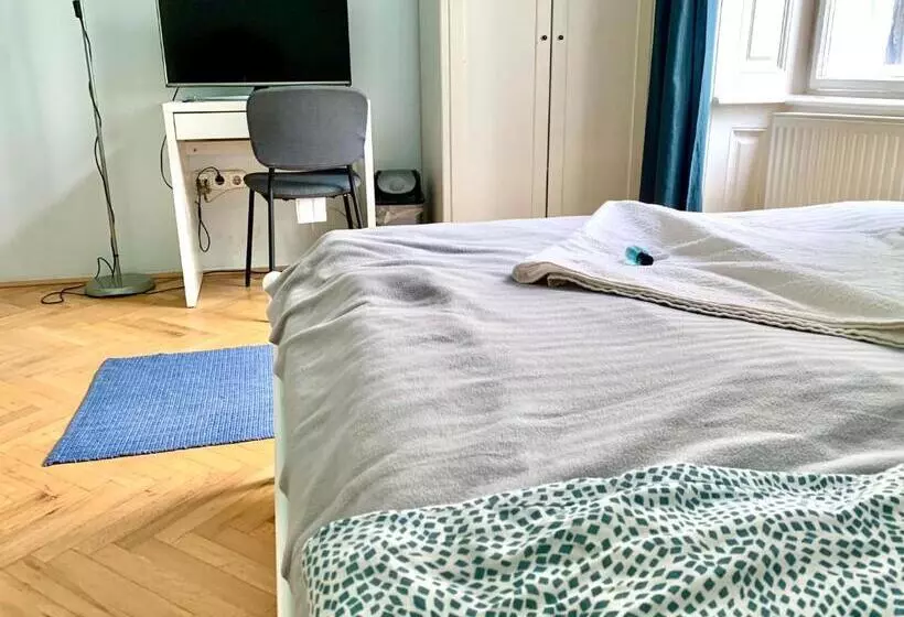 Gästgiveri Jazzy Vibes Parliament Rooms And Ensuites