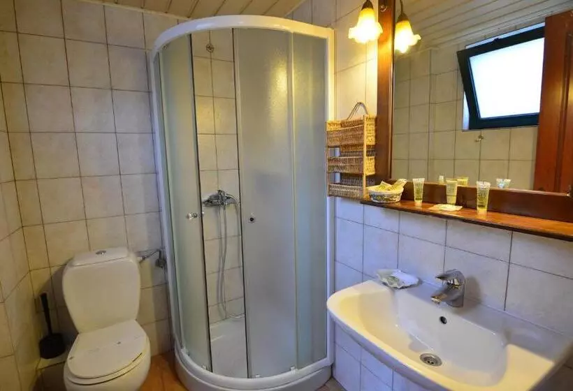 فندق Aphrodite's Inn Kalavrita