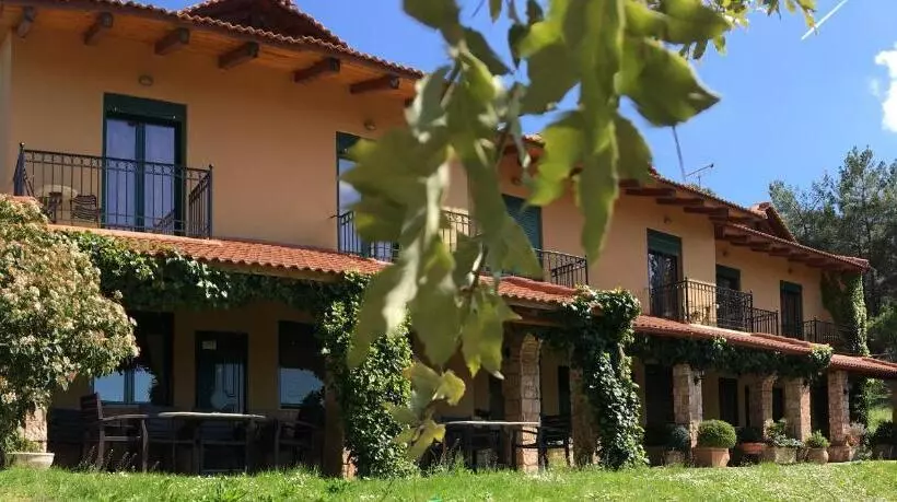 فندق Aphrodite's Inn Kalavrita