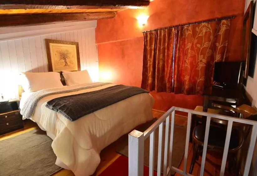 فندق Aphrodite's Inn Kalavrita