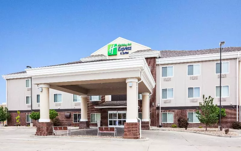 هتل Holiday Inn Express & Suites Dickinson, An Ihg