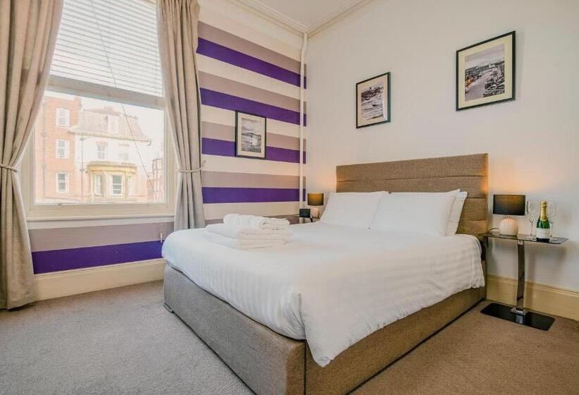 Отель Rowntree Lodge