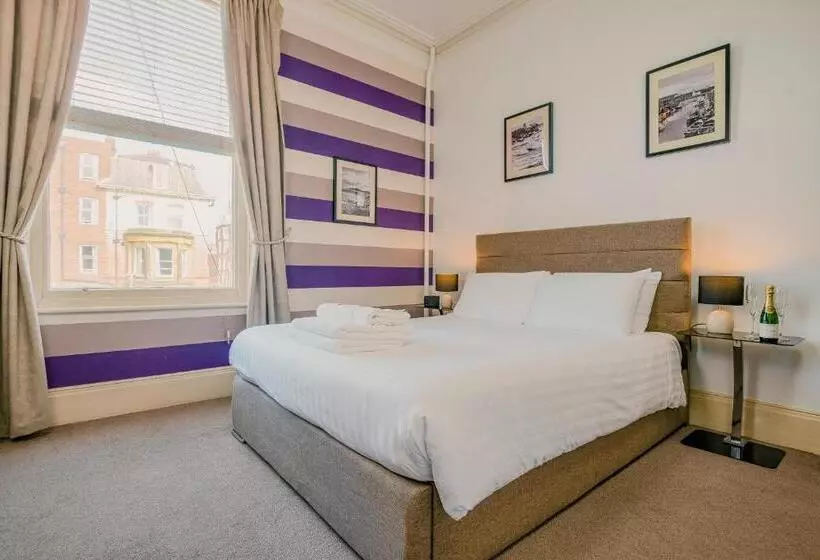 هتل Rowntree Lodge