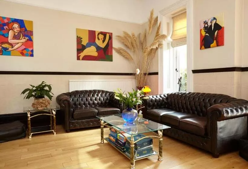 Отель The Grange B&b