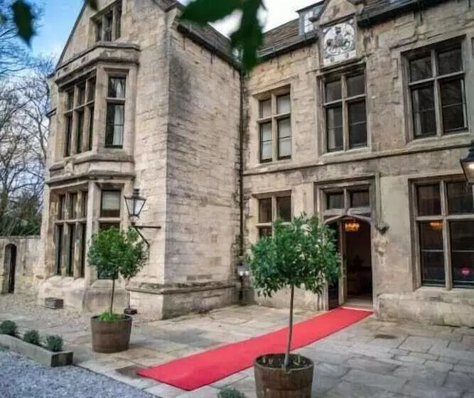 בית מלון כפרי The Old Deanery   Restaurant With Rooms