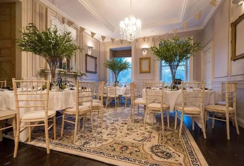 בית מלון כפרי The Old Deanery   Restaurant With Rooms