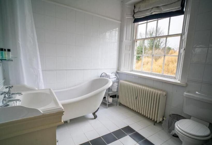 Отель The Old Deanery   Restaurant With Rooms