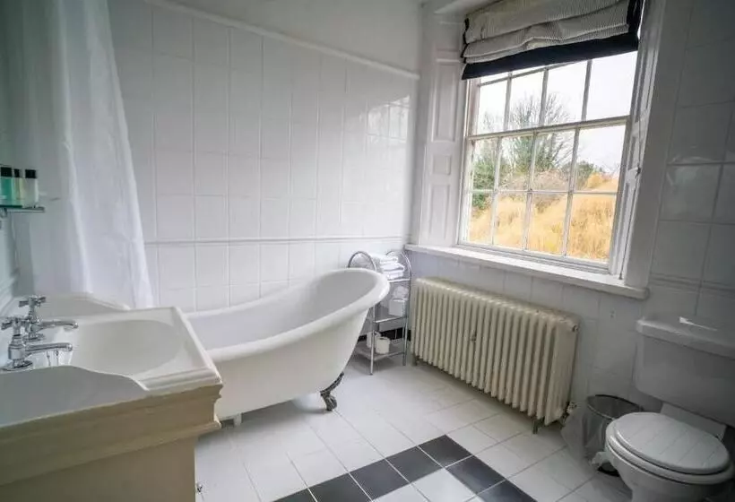 בית מלון כפרי The Old Deanery   Restaurant With Rooms