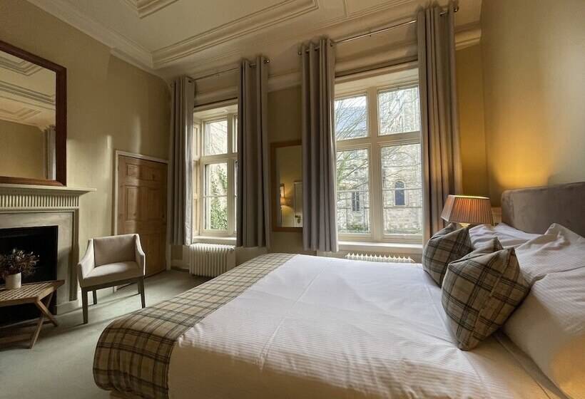 Отель The Old Deanery   Restaurant With Rooms