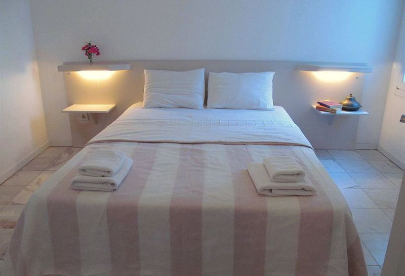 Serena Suites Aparthotel