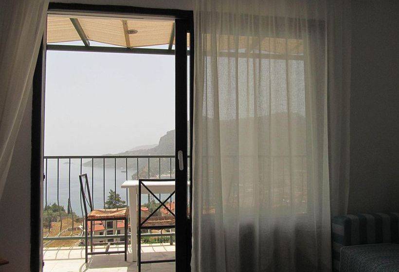 Serena Suites Aparthotel