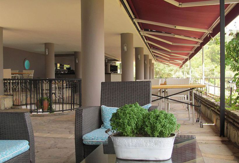Serena Suites Aparthotel