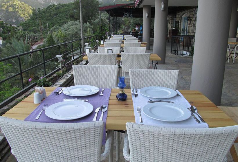 Serena Suites Aparthotel