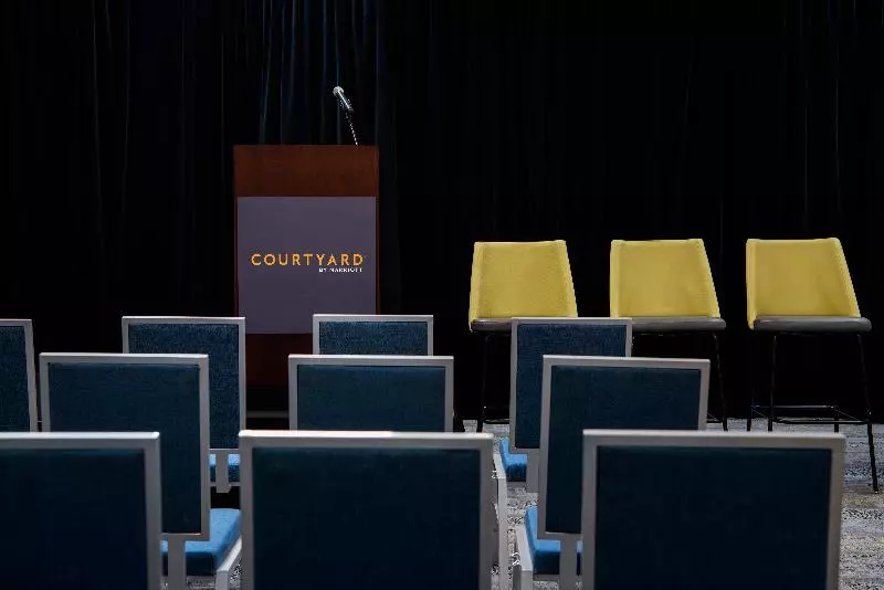 Szálloda Courtyard By Marriott Edmonton West