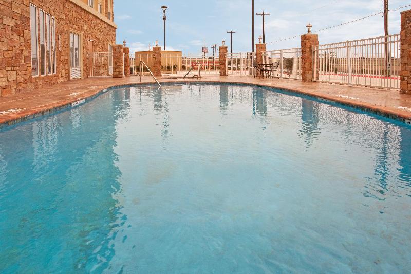 Holiday Inn Express Hotel & Suites Austin South   Buda