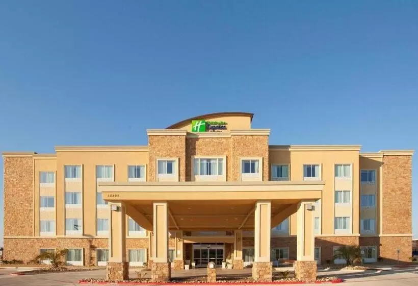 Holiday Inn Express Hotel & Suites Austin South   Buda