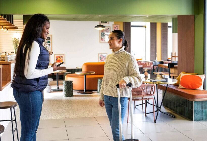 هتل Ibis Styles Versailles Saint Quentin En Yvelines