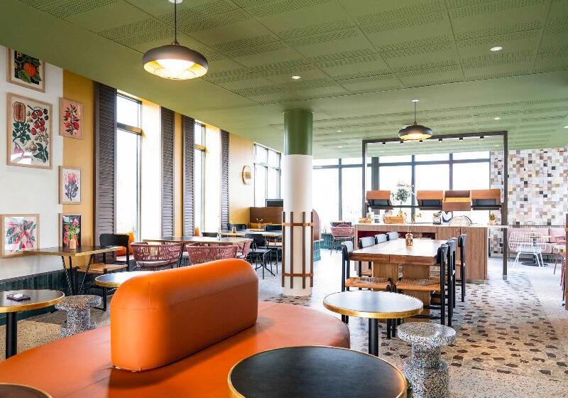 هتل Ibis Styles Versailles Saint Quentin En Yvelines