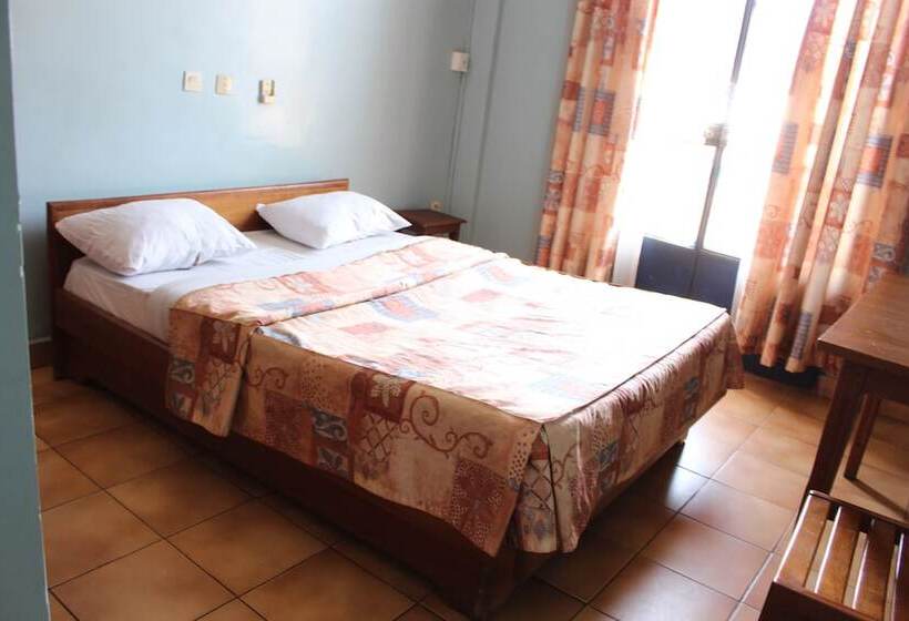 فندق Le Relais Saint Jacques