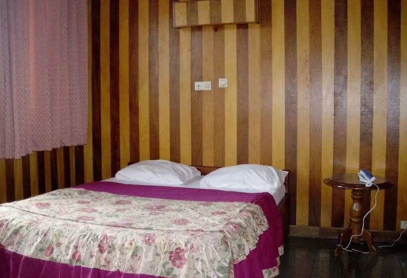 هتل Le Relais Saint Jacques