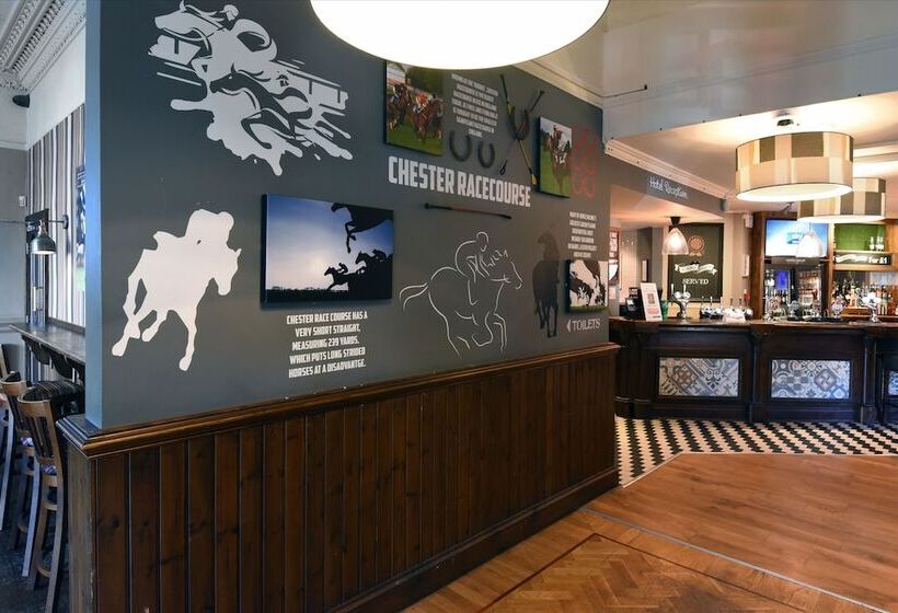 호텔 Oaklands By Greene King Inns