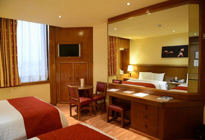 Отель Ramada Via Veneto Mexico City South